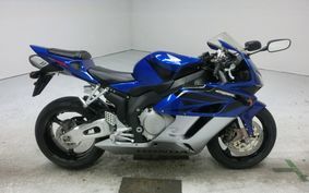 HONDA CBR1000RR 2004 SC57