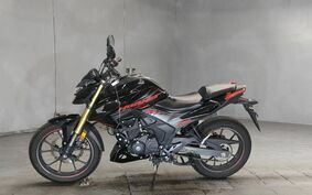 HONDA HORNET 200 不明