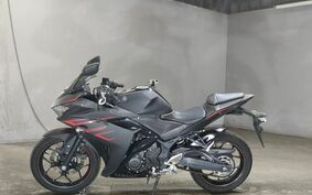 YAMAHA YZF-R25 RG10J