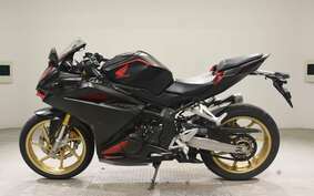 HONDA CBR250RR A MC51