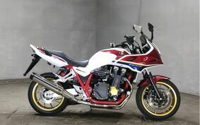 HONDA CB1300SB SUPER BOLDOR 2021 SC54