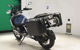 BMW R1250GS ADVENTURE 2022 0M11