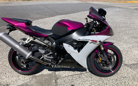 YAMAHA YZF-R1 2004 RN09