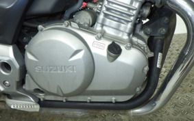 SUZUKI GSR250