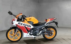 HONDA CBR250R MC41