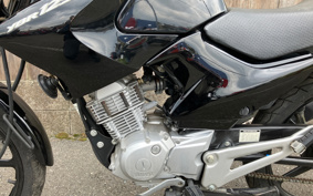 YAMAHA YBR125 RE05