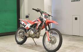 HONDA CRF125F JE03