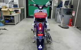 HONDA C125 SUPER CUB JA58