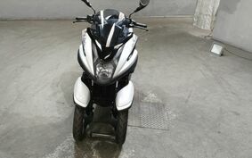 YAMAHA TRICITY 125 SE82J