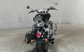 TRIUMPH ROCKET III 2005 LC1035