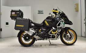 BMW R1250GS ADVENTURE 2021 0M11