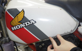 HONDA XLX250R MD08