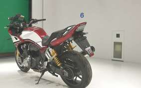 HONDA CB1300SB SUPER BOLDOR SP 2020 SC54