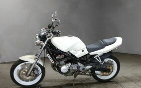 SUZUKI BANDIT 250 GJ74A