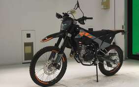 SCORPA 125SE-RS