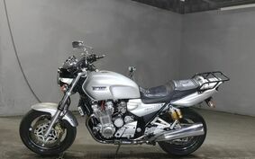 YAMAHA XJR1300 1999 RP01J