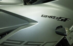 SUZUKI GIXXER 250 SF