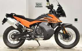 KTM 890 ADVENTURE	 2022 TS640