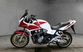 HONDA CB1300SB SUPER BOLDOR 2009 SC54