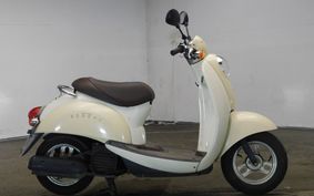 HONDA CREA SCOOPY I AF55