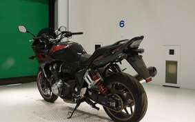 HONDA CB1300SB SUPER BOLDOR 2015 SC54