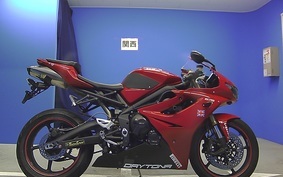 TRIUMPH DAYTONA 675 2012 MD1066