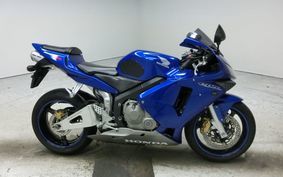 HONDA CBR600RR 2004 PC37