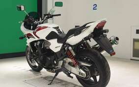 HONDA CB1300SF SUPER BOLDOR 2011 SC54