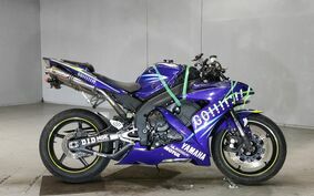 YAMAHA YZF-R1 2005 RN13