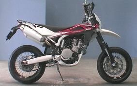 HUSQVARNA SM450R 2010 A202