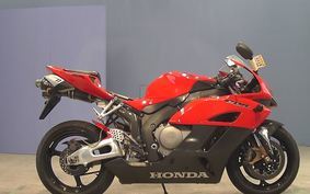 HONDA CBR1000RR 2004 SC57