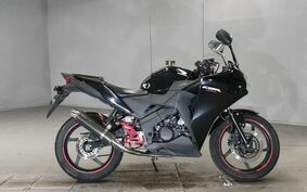 HONDA CBR125R JC50