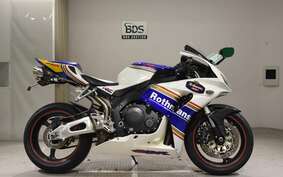 HONDA CBR1000RR 2007 SC57