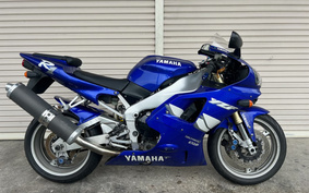 YAMAHA YZF-R1 1999 RN01