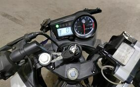 YAMAHA YZF-R15 RG061