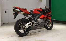 HONDA CBR1000RR 2004 SC57