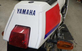 YAMAHA FZR250 2KR