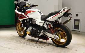 HONDA CB1300SB SUPER BOLDOR A 2008 SC54