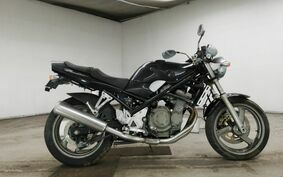 SUZUKI BANDIT 250 GJ74A