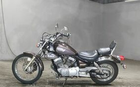 YAMAHA VIRAGO 250 3DM