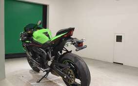 KAWASAKI ZX-25R ZX250E