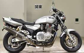 YAMAHA XJR1300 1999 RP01J