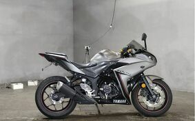 YAMAHA YZF-R25 RG10J