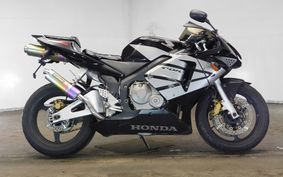 HONDA CBR600RR 2004 PC37