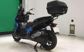 BMW C400X 2019 0C09