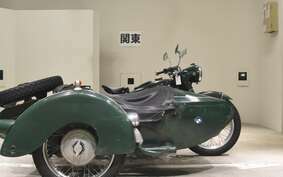 BMW R67 SIDECAR 1982