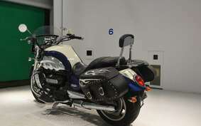 TRIUMPH ROCKET III 2006