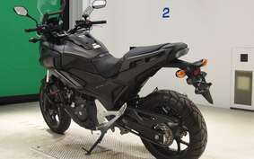 HONDA NC750X D 2018 RC90