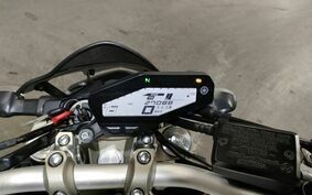 YAMAHA MT-09 2015 RN34J