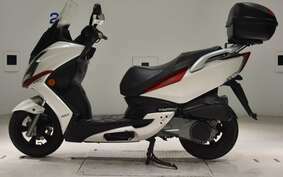 KYMCO G-DINK250I